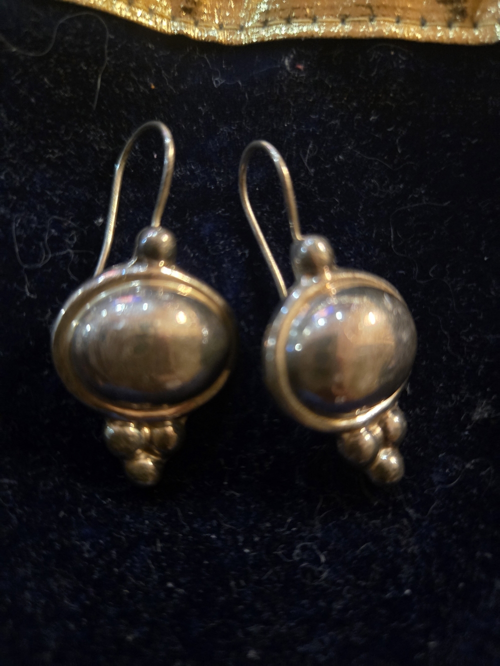 Title: Vintage Mexico 925 Sterling Silver Dome Dangle Earrings – Taxco Style